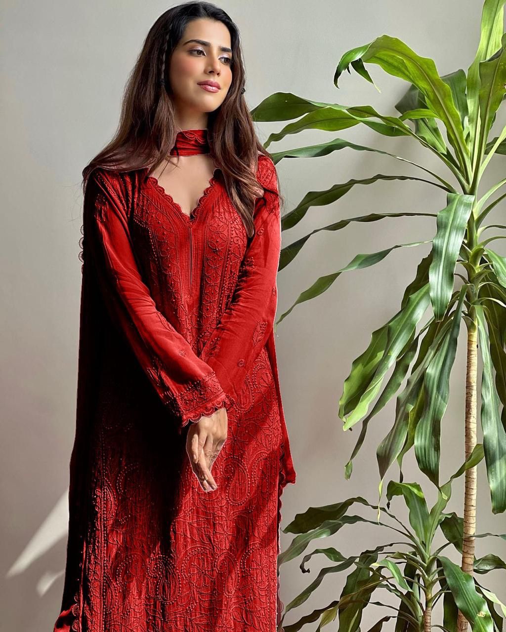 Georgette Chikankari Embroidered Kurta Pant & Dupatta Set for Women