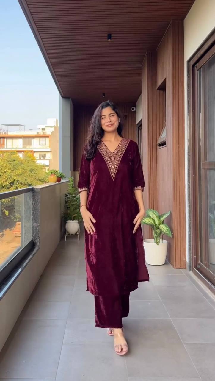 Embroidered Kurta Pant & Dupatta Set for Women