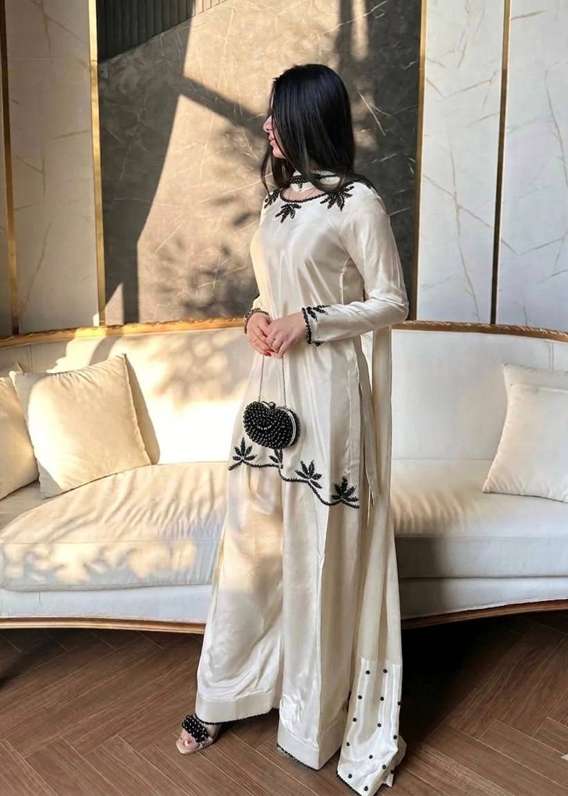 Crepe Embroidered Kurta with Farsi Salwar & Dupatta Set for Women